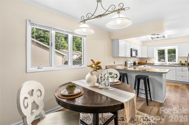 181 N Britton Creek Court, Hendersonville, NC 28789