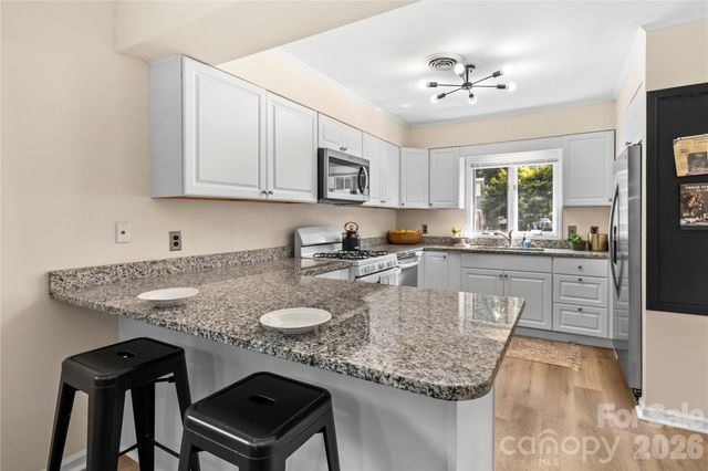 181 N Britton Creek Court, Hendersonville, NC 28789