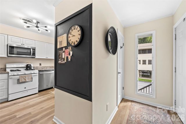 181 N Britton Creek Court, Hendersonville, NC 28789