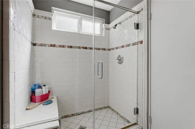 22963 Collins Street, Woodland Hills, CA 91367