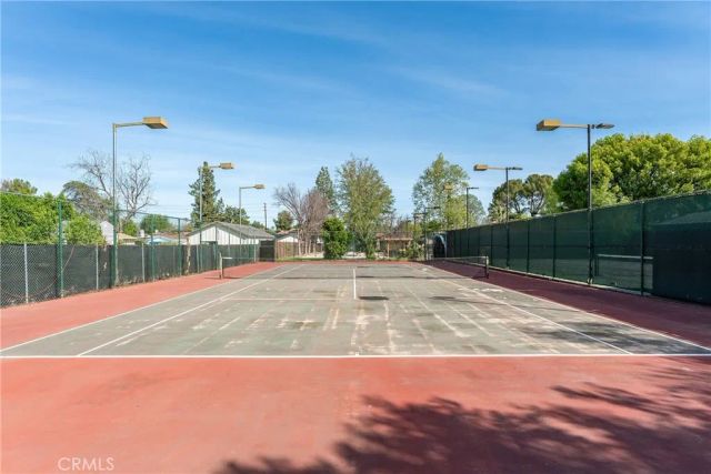 22963 Collins Street, Woodland Hills, CA 91367