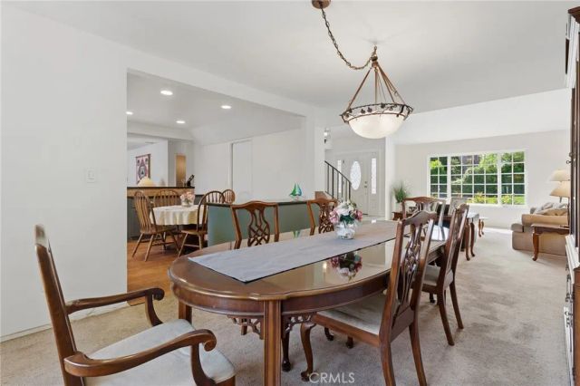 22963 Collins Street, Woodland Hills, CA 91367