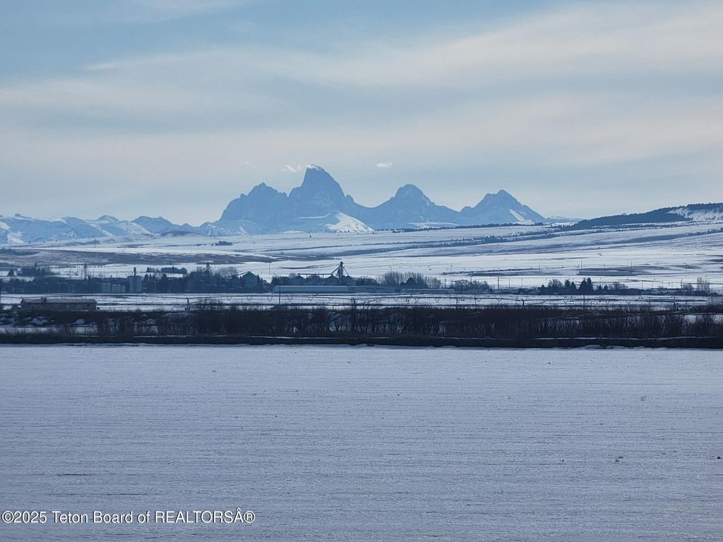 TBD N 2400 E Street, St. Anthony, ID 83445 photo 12