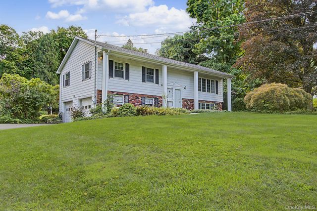 1564 Old Baldwin Road, Yorktown Heights, NY 10598