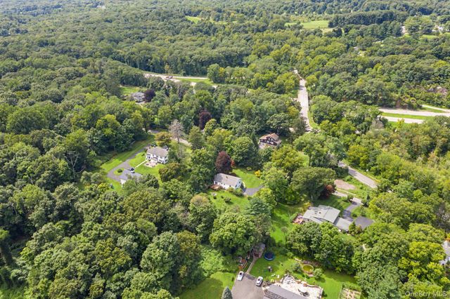 1564 Old Baldwin Road, Yorktown Heights, NY 10598
