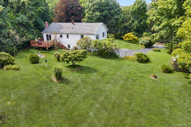 1564 Old Baldwin Road, Yorktown Heights, NY 10598