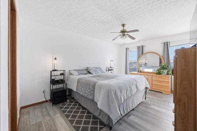 6638 Winbarr Way, Canal Winchester, OH 43110