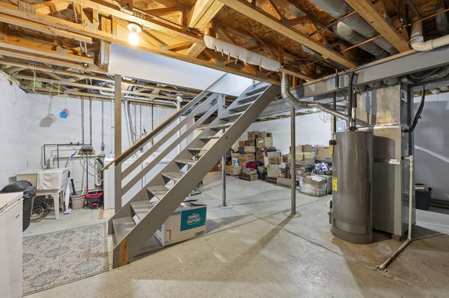 6638 Winbarr Way, Canal Winchester, OH 43110