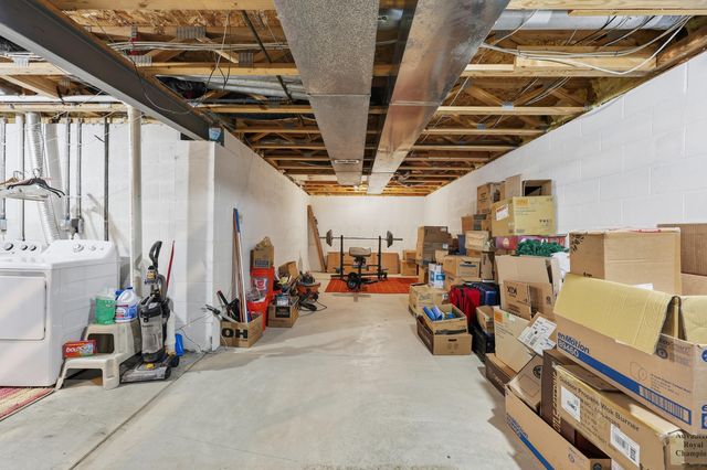 6638 Winbarr Way, Canal Winchester, OH 43110