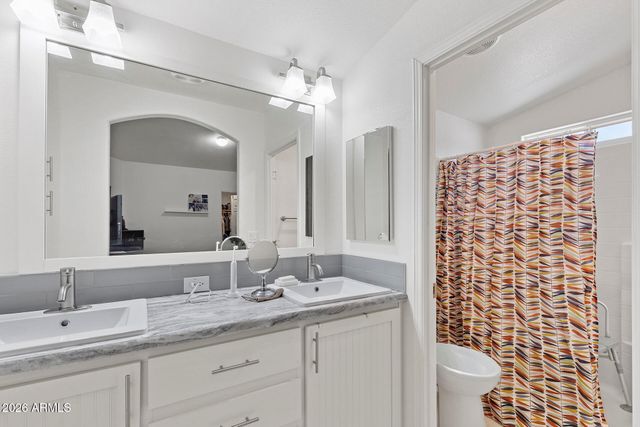 1363 N PLAZA Drive 10, Apache Junction, AZ 85120
