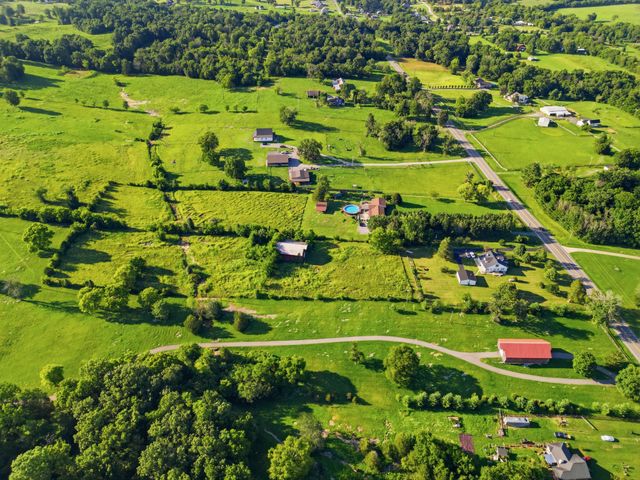 4525 Highway 231, S, Castalian Springs, TN 37031