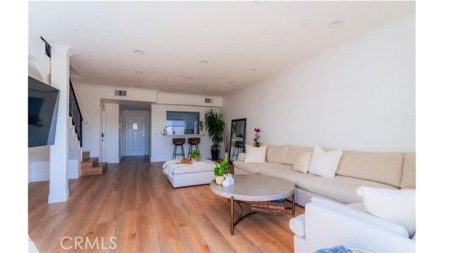 423 E Providencia, Burbank, CA 91501