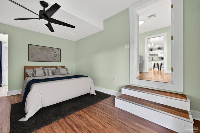 1410 W Gregory St, Pensacola, FL 32502