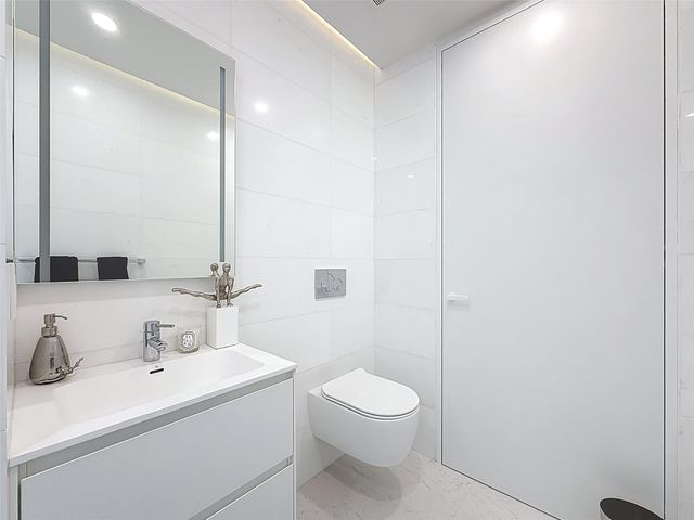 2000 S Ocean Dr 12A, Hallandale Beach, FL 33009