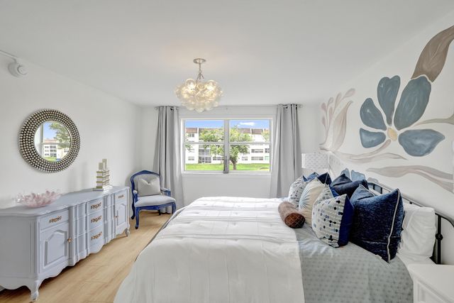 2551 NW 103rd Avenue 202, Sunrise, FL 33322