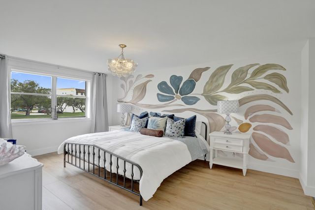 2551 NW 103rd Avenue 202, Sunrise, FL 33322