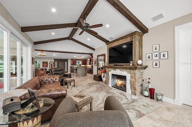1002 LOVES POINT DRIVE, Leesburg, FL 34748