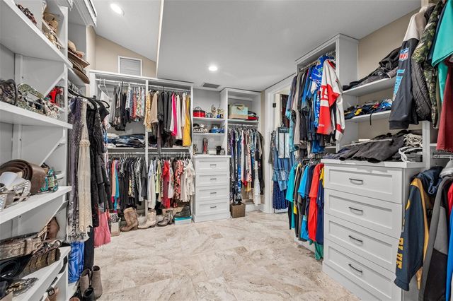 1002 LOVES POINT DRIVE, Leesburg, FL 34748