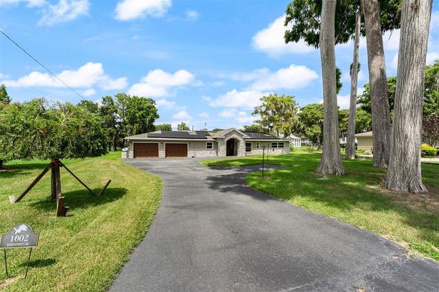 1002 LOVES POINT DRIVE, Leesburg, FL 34748