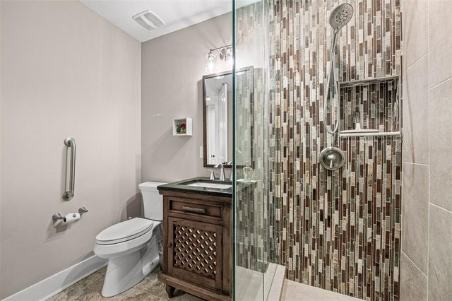 1002 LOVES POINT DRIVE, Leesburg, FL 34748