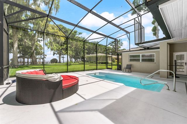 1002 LOVES POINT DRIVE, Leesburg, FL 34748