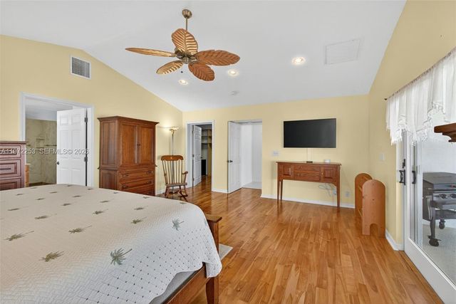 112 CAMELOT CT, Royal Palm Beach, FL 33411