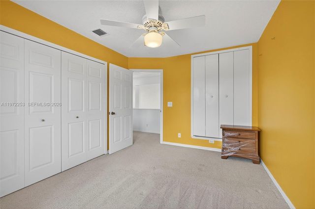 112 CAMELOT CT, Royal Palm Beach, FL 33411