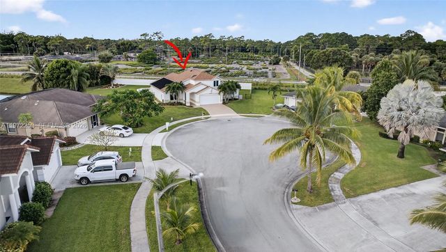 112 CAMELOT CT, Royal Palm Beach, FL 33411