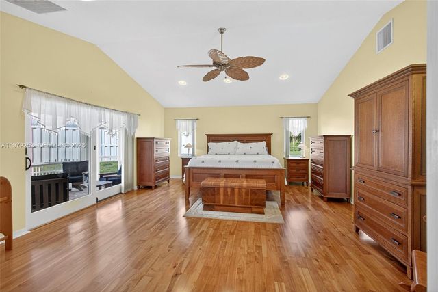 112 CAMELOT CT, Royal Palm Beach, FL 33411