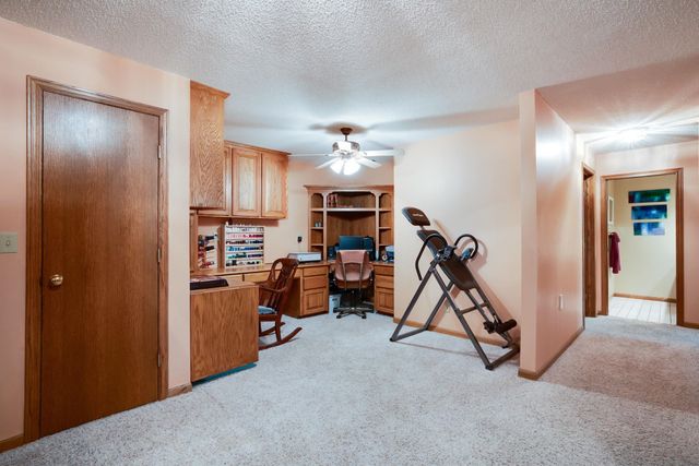 9510 E Shannon Woods St, Wichita, KS 67226