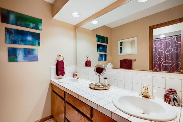 9510 E Shannon Woods St, Wichita, KS 67226