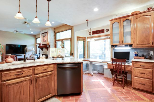 9510 E Shannon Woods St, Wichita, KS 67226