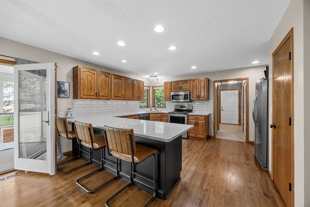 8506 Federalist Road, Marion, IA 52302