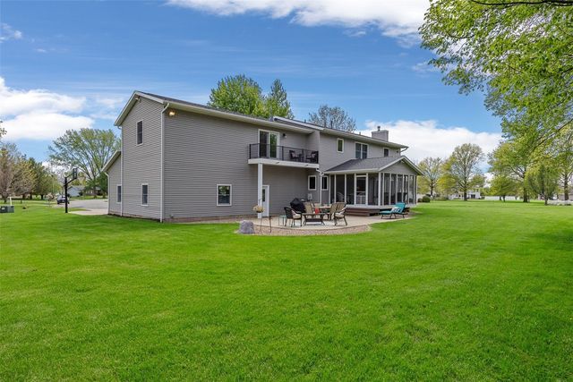 8506 Federalist Road, Marion, IA 52302