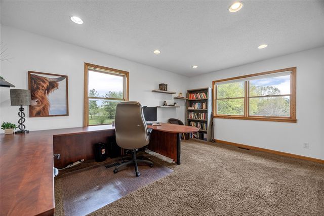 8506 Federalist Road, Marion, IA 52302
