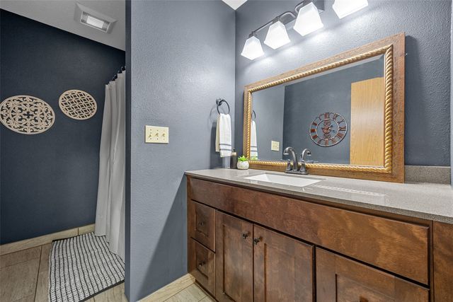 8506 Federalist Road, Marion, IA 52302