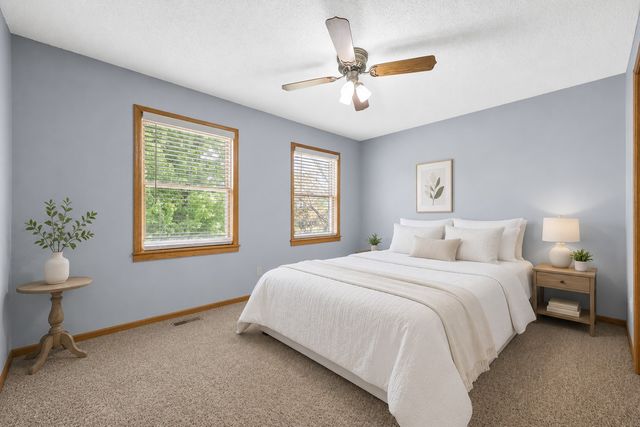 8506 Federalist Road, Marion, IA 52302