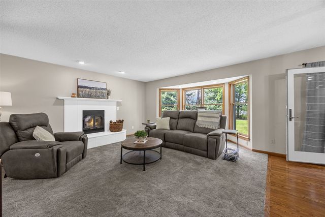 8506 Federalist Road, Marion, IA 52302