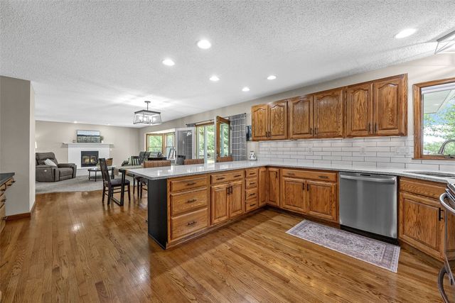 8506 Federalist Road, Marion, IA 52302