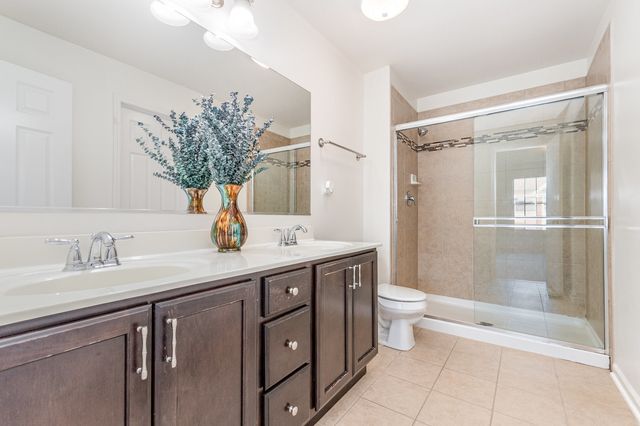 10587 W 154th Place, Orland Park, IL 60462