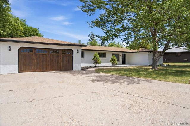 850 S Everett Street, Lakewood, CO 80226