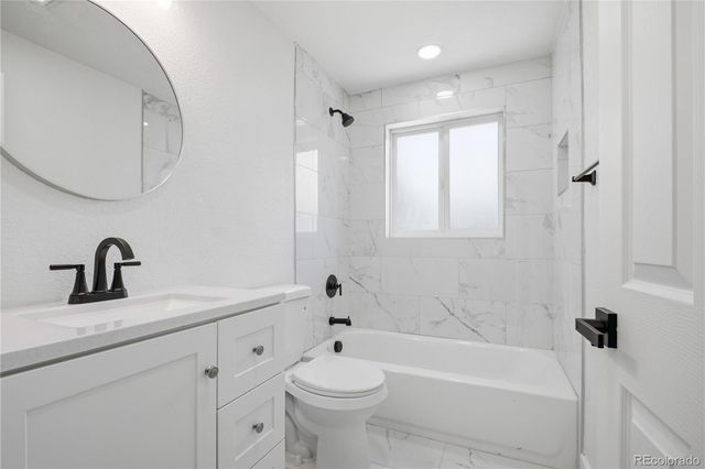 850 S Everett Street, Lakewood, CO 80226