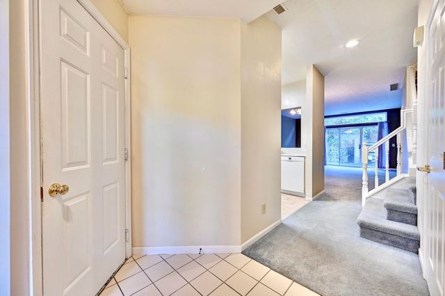 814 Rossford Run, Bellevue, KY 41073