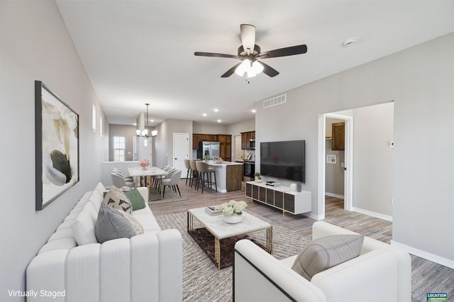 8501 Regent Court, Lincoln, NE 68507