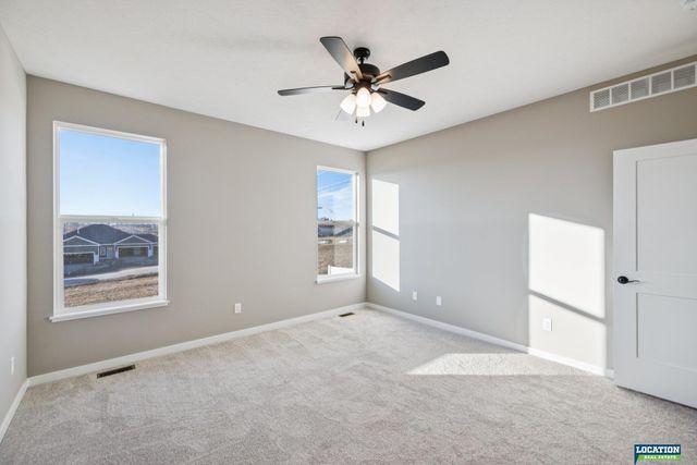 8501 Regent Court, Lincoln, NE 68507