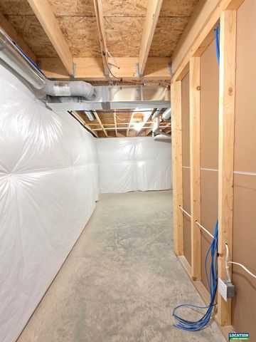 8501 Regent Court, Lincoln, NE 68507