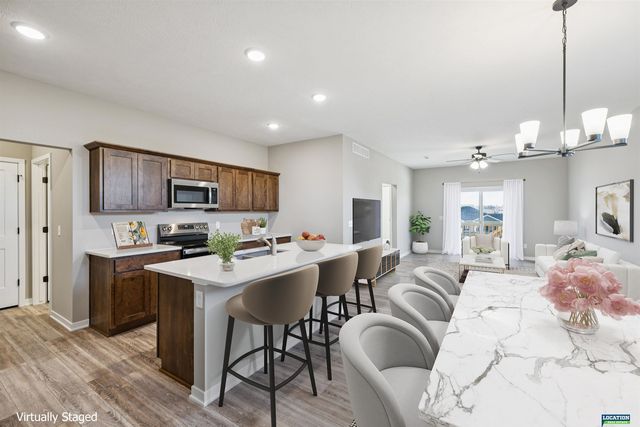 8501 Regent Court, Lincoln, NE 68507