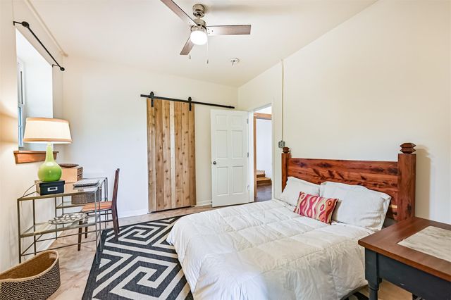 7765 Pigeon, Hitchcock, TX 77563