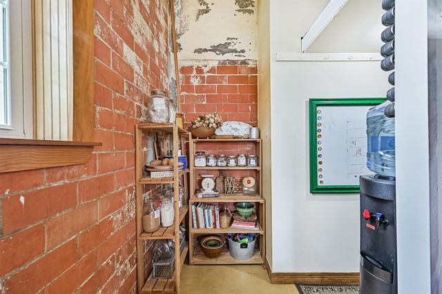 7765 Pigeon, Hitchcock, TX 77563