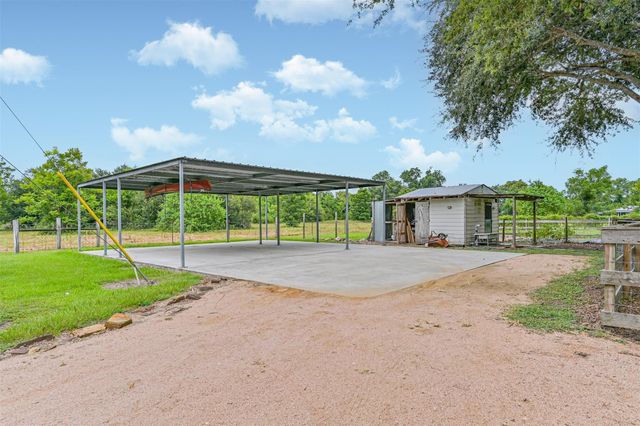 7765 Pigeon, Hitchcock, TX 77563